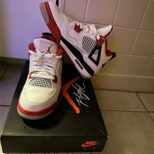 Air Jordan 4 Retro OG Fire Red 2020